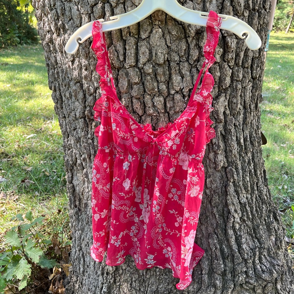⬇️Price Drop!⬇️ Victoria’s Secret Baby Doll Chemise in size M